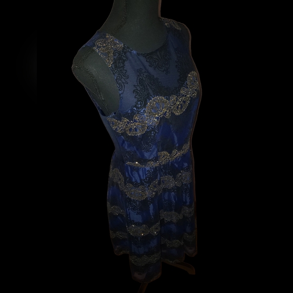 Studio One Navy Blue Dress w/ Black & Gold Embroidered Lace Overlay (Size 6) - Picture 12 of 16